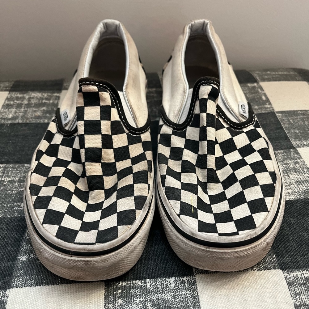 Checkerd VANS